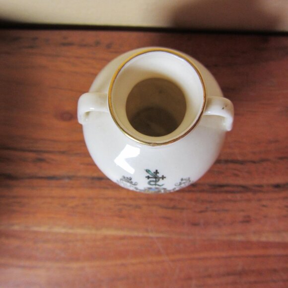 W.H. Goss crested heraldry china vintage Southport (GC070 Grace) - Picture 3 of 7